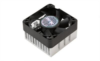 Akasa Ak 210 Bk  Kjøler  4 Cm  5000 Rpm  31 04 Db  5 1 Cfm  8 66 M³ T fra Akasa